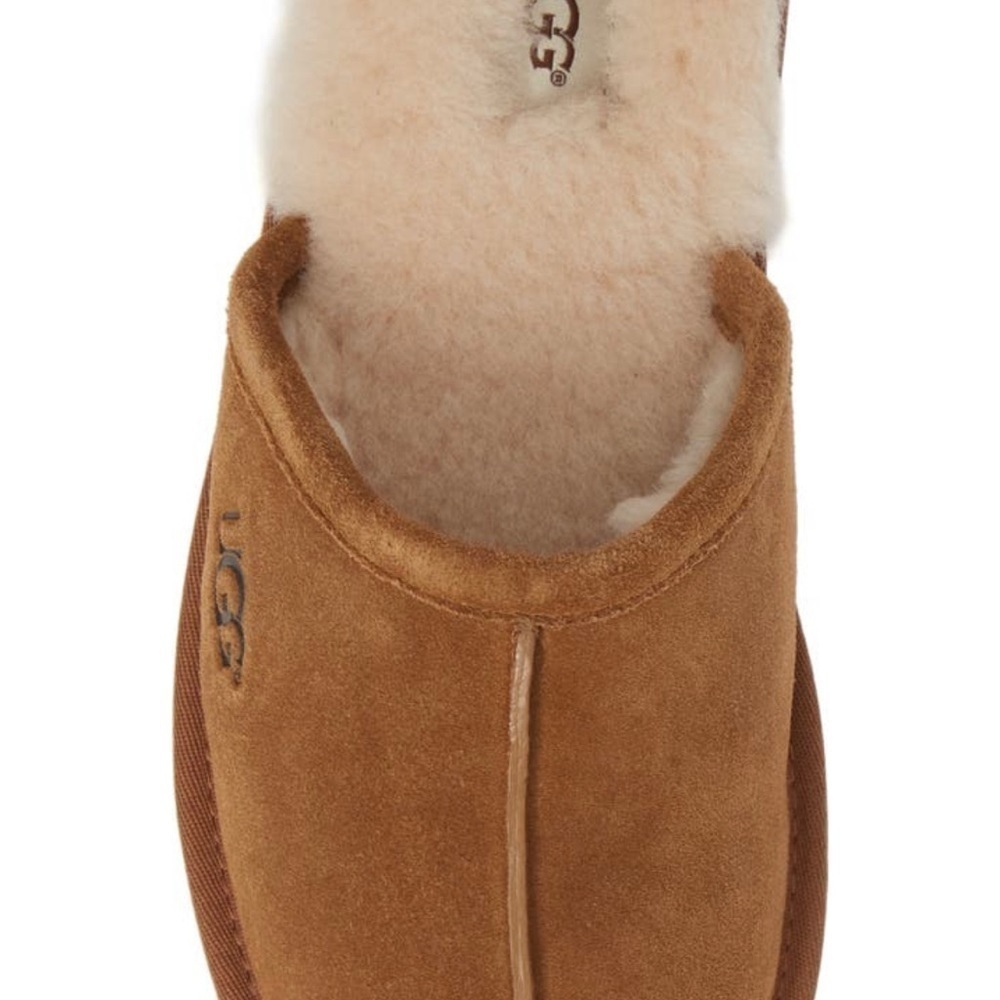 UGG Plush Slippers nwot tags. Previously sold but returned as size runs small - Picture 5 of 6
